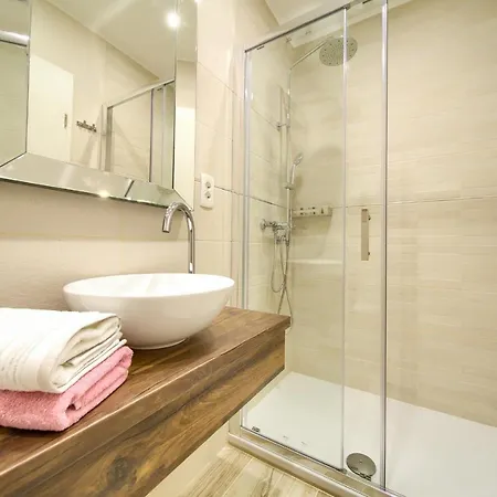 Appartamento Luxury Stina Pinezići