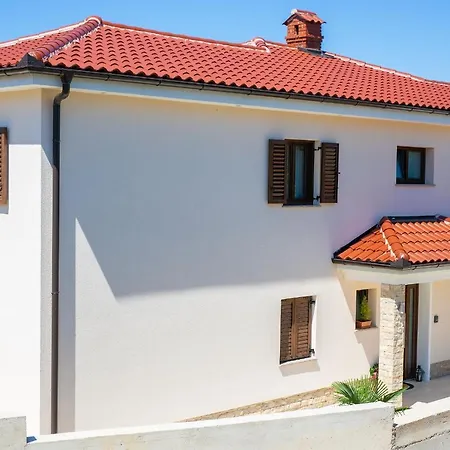 Luxury Stina Apartment