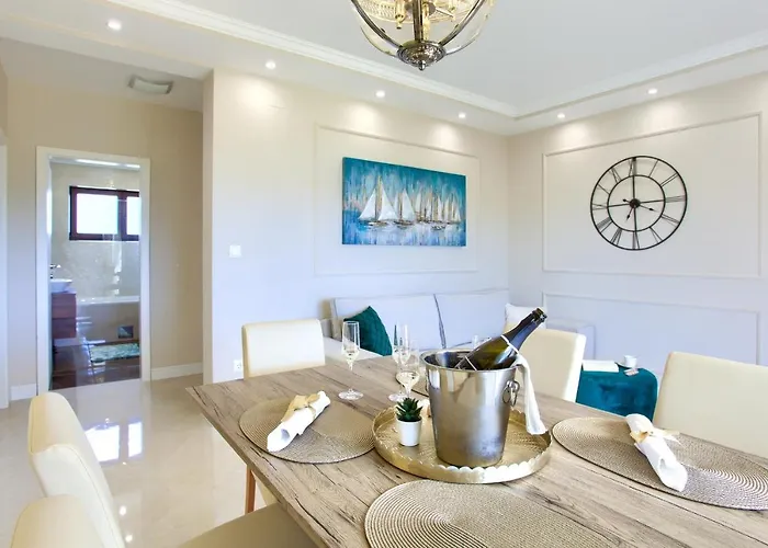 Appartamento Luxury Stina Pinezići