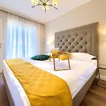 Luxury Stina Pinezići